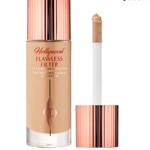 Charlotte Tilbury Hollywood Flawless Filter. 4 medium . New. Full size